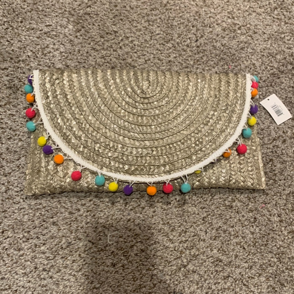 Straw Party Clutch